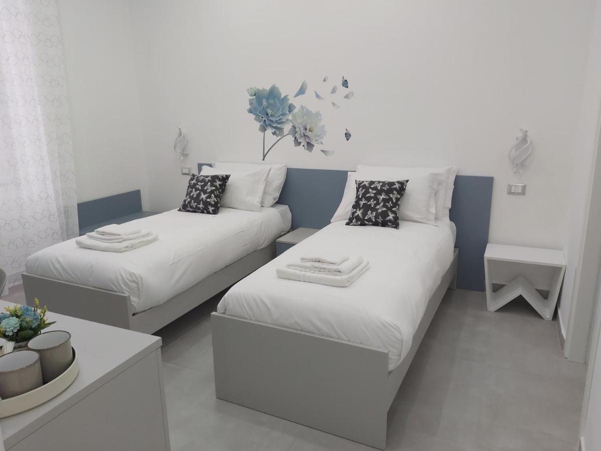 Candy'S Dream Rooms ลาสเปเซีย ภายนอก รูปภาพ