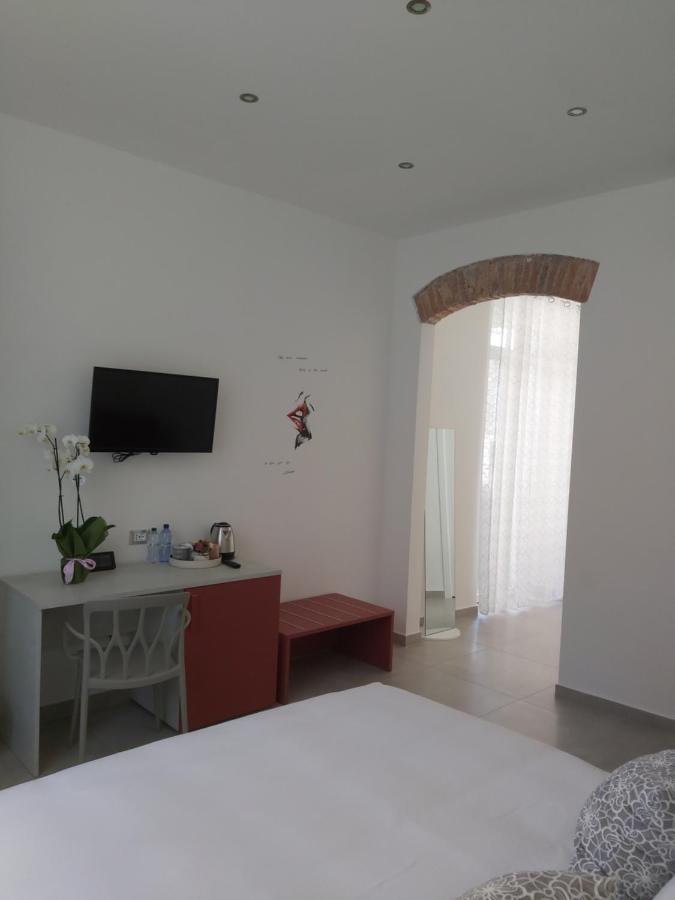 Candy'S Dream Rooms ลาสเปเซีย ภายนอก รูปภาพ