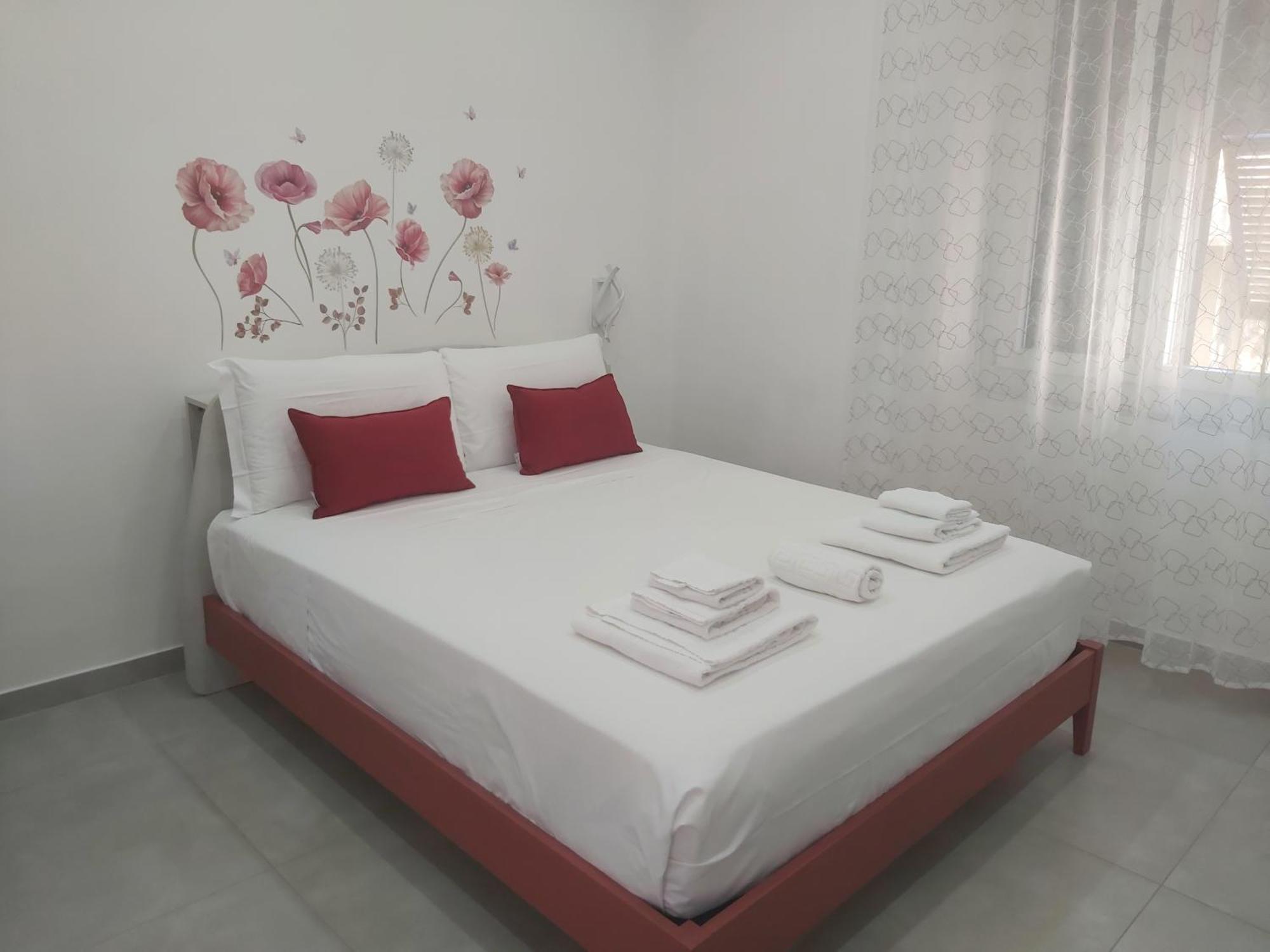 Candy'S Dream Rooms ลาสเปเซีย ภายนอก รูปภาพ
